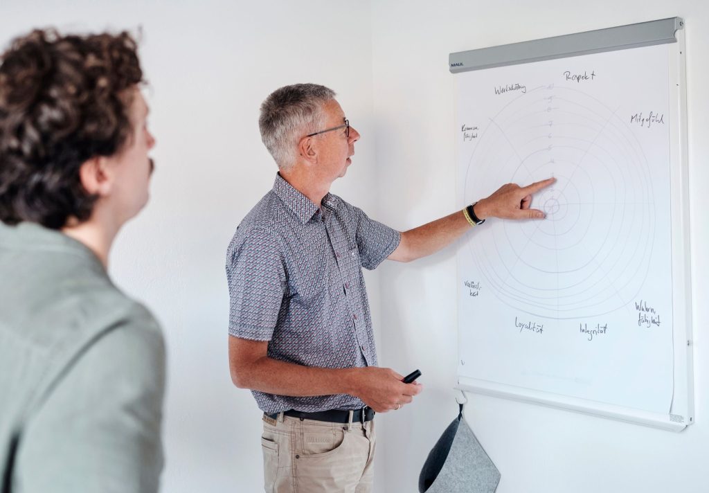 WEB 2 AdobeStock_404268242